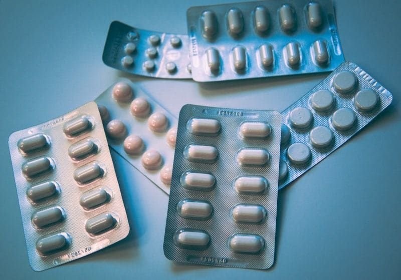 Apoio na compra e organização de medicamentos